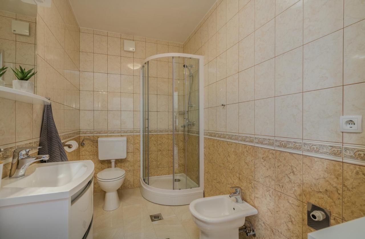 Apartments Kvarner Malinska Zewnętrze zdjęcie