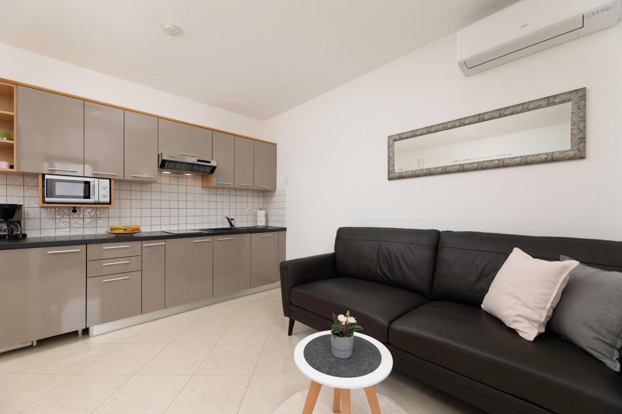 Apartments Kvarner Malinska Zewnętrze zdjęcie