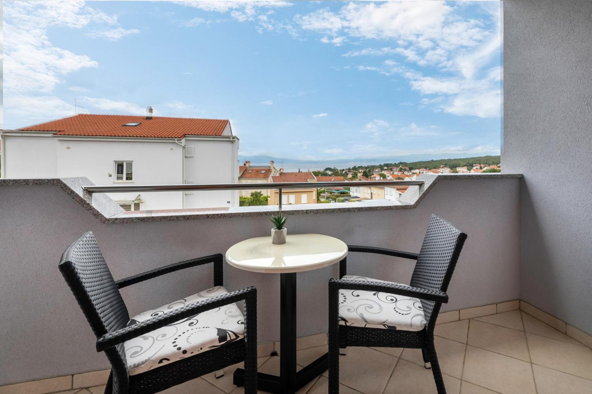 Apartments Kvarner Malinska Zewnętrze zdjęcie