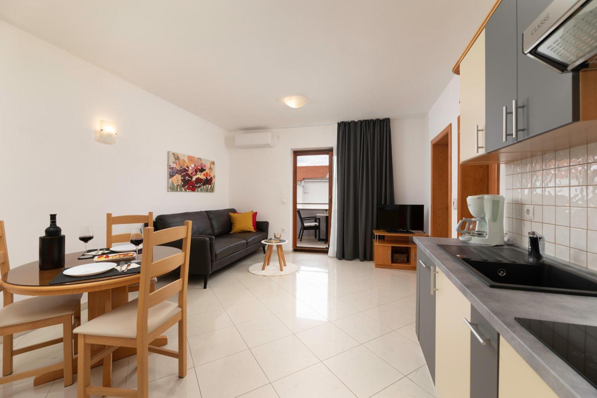 Apartments Kvarner Malinska Zewnętrze zdjęcie