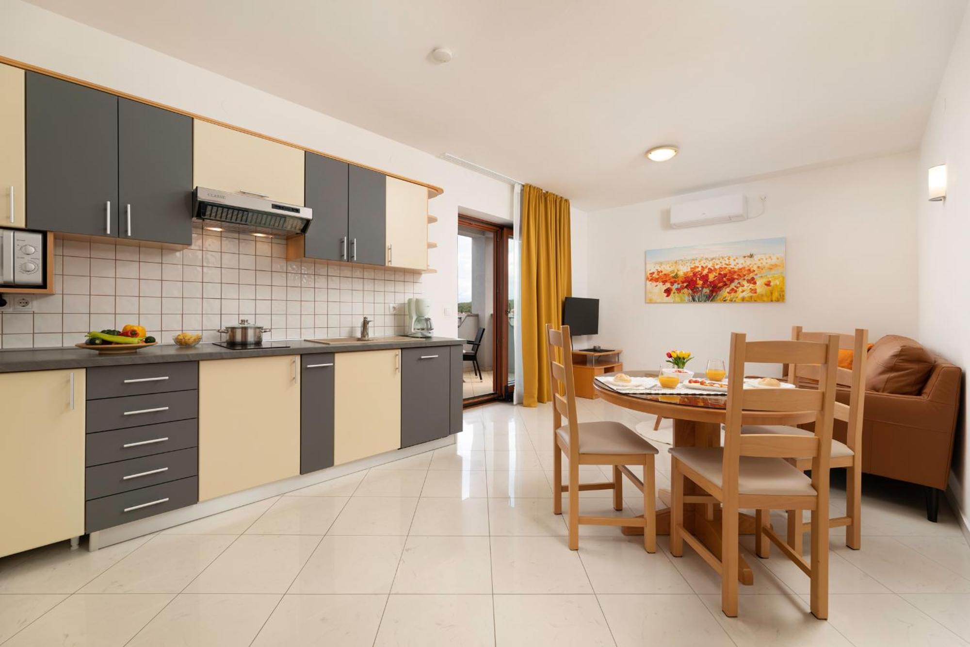Apartments Kvarner Malinska Zewnętrze zdjęcie